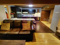 Apartament4 camere pe bd 13Septembrie stradal-Marriott, gresie VERSACE